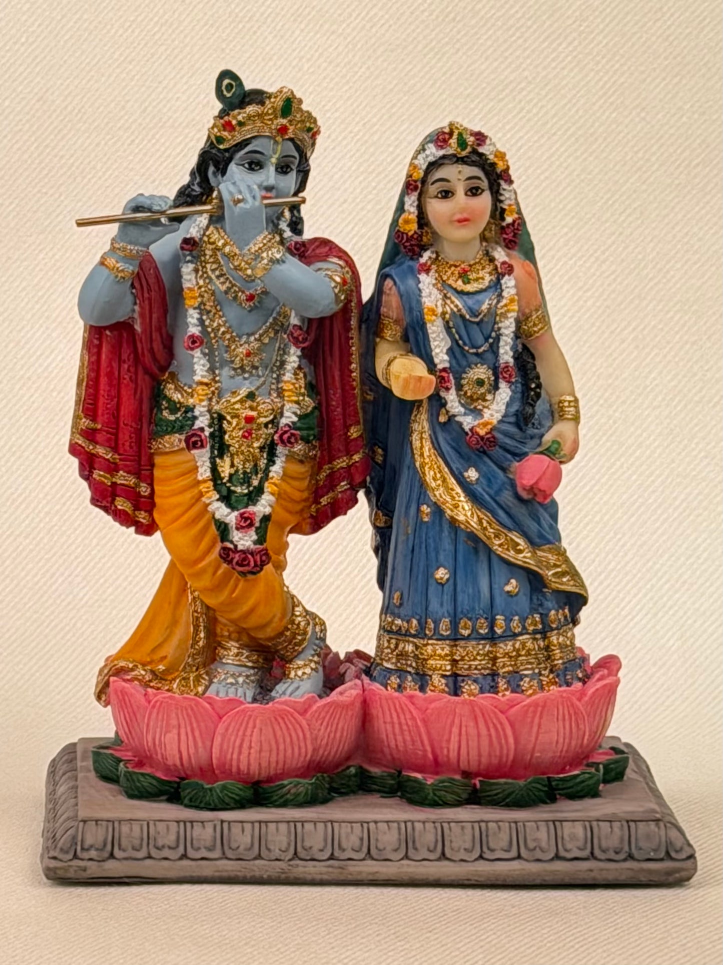 Radhada Krishna Resin Statue